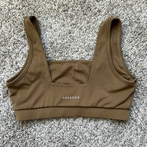 Paragon Scoop Neck sports bra size large- brown